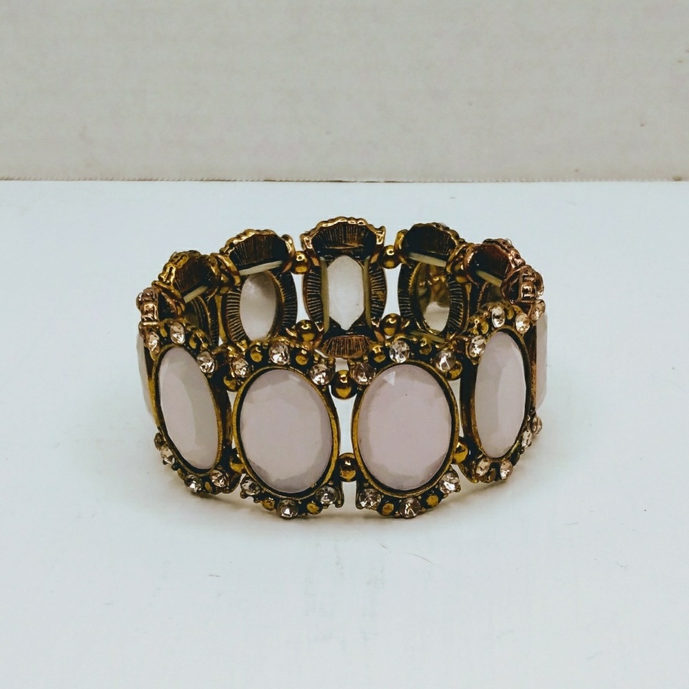 Antique gold tone stretch to fit bracelet